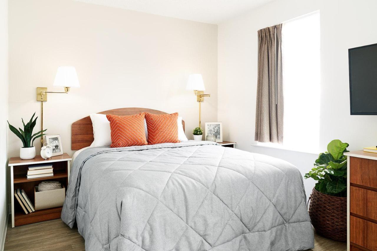 Intown Suites Extended Stay Richmond Va - Мідлотіан Екстер'єр фото